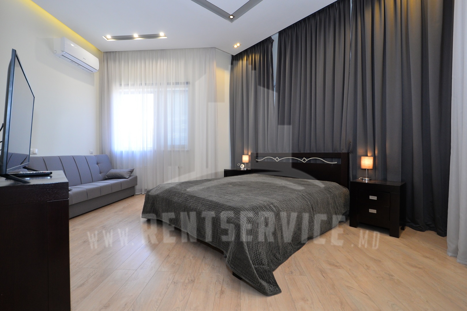 305_apartment_11.JPG