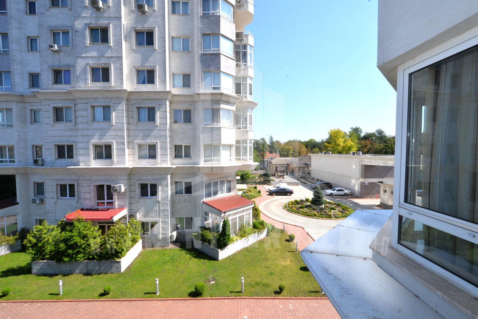306_apartment_14.JPG