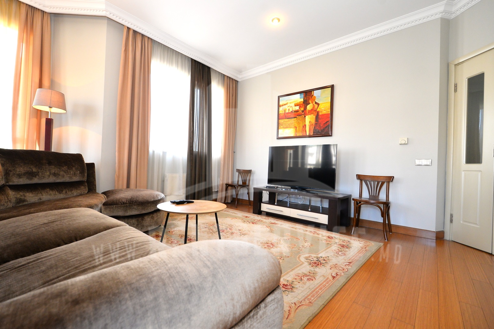 306_apartment_2.JPG