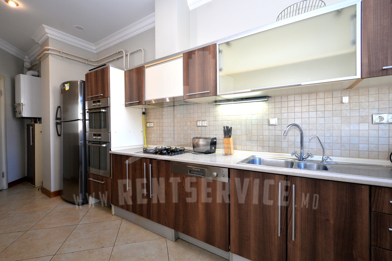306_apartment_6.JPG