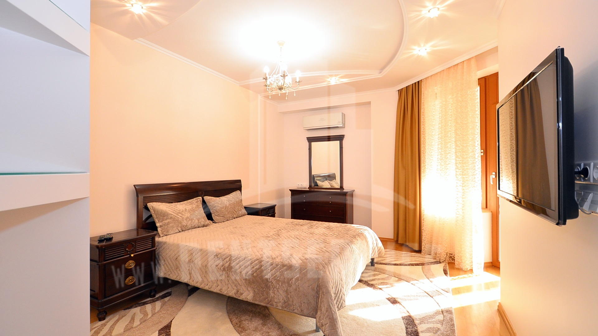 309_apartment_6.JPG