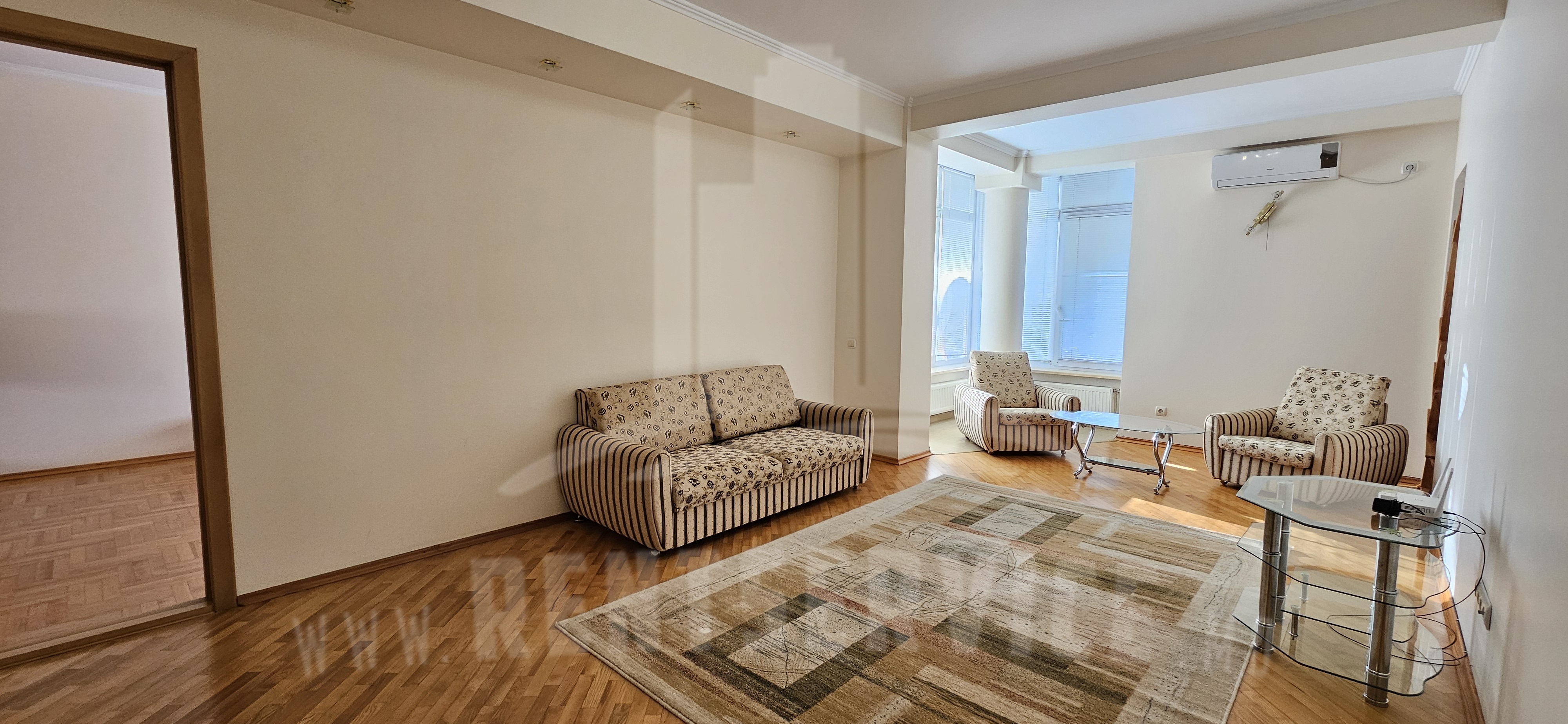 310_apartment_8.jpg