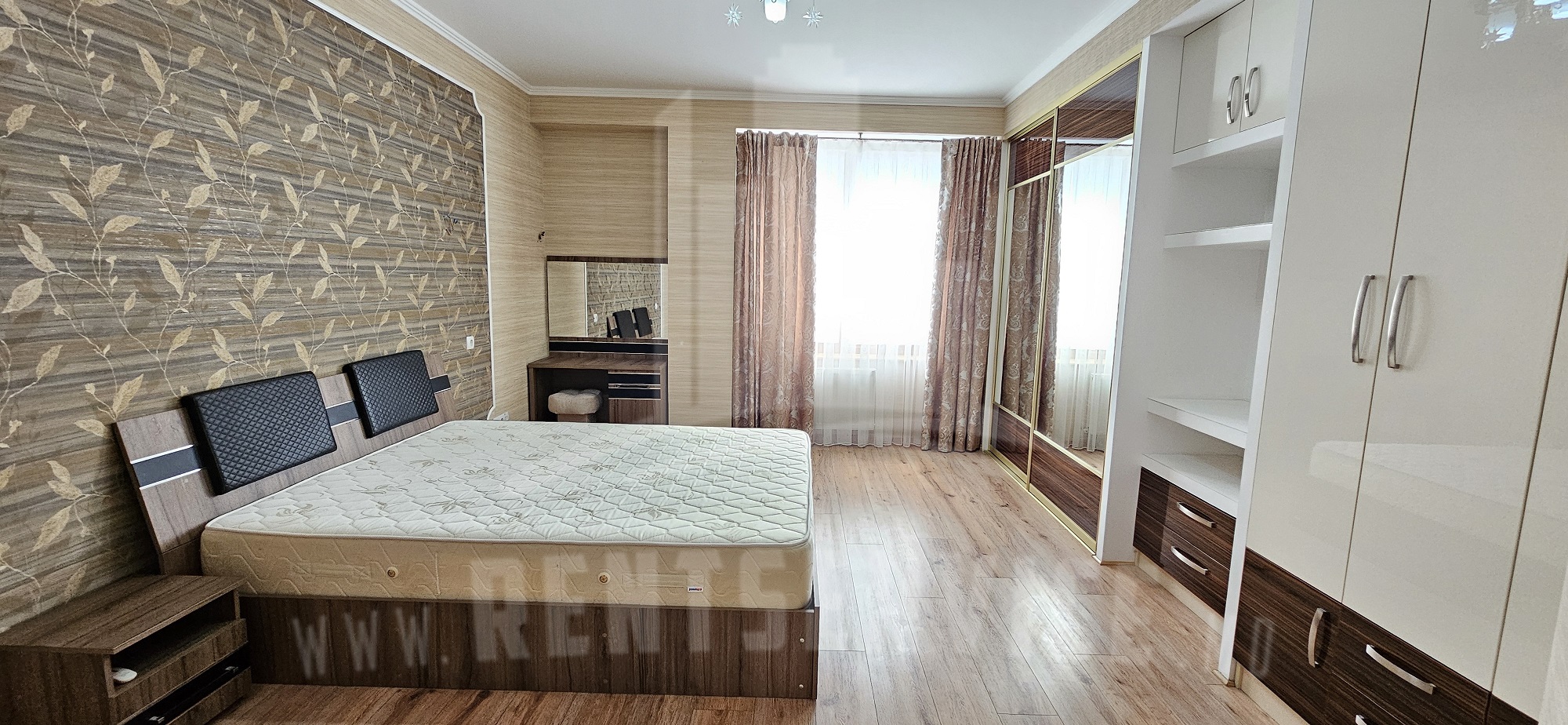 312_apartment_9.jpg